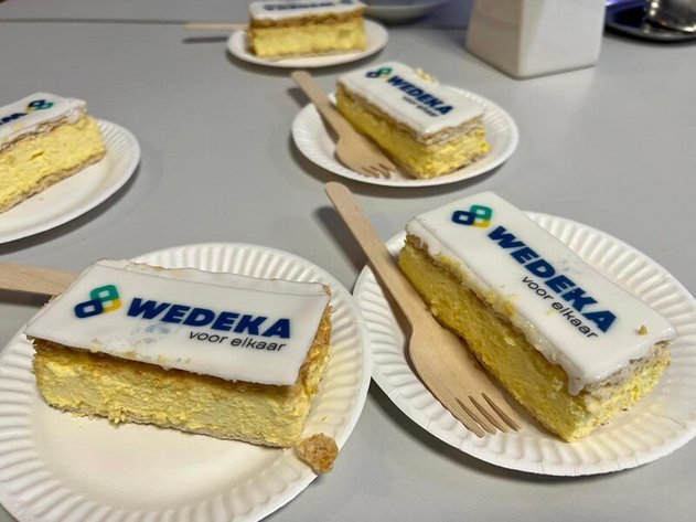 Tompouce met logo wedeka