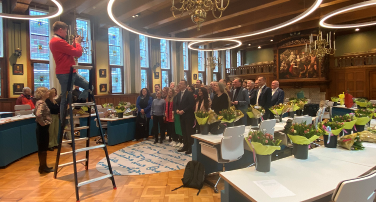Nieuwe bewoners voor de oudste Statenzaal van Nederland
